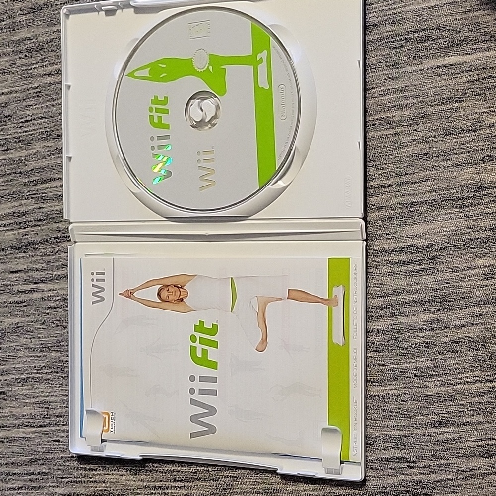 Wii FIT for Nintendo Wii GAME ONLY Board Not Included - Picture 7 of 10